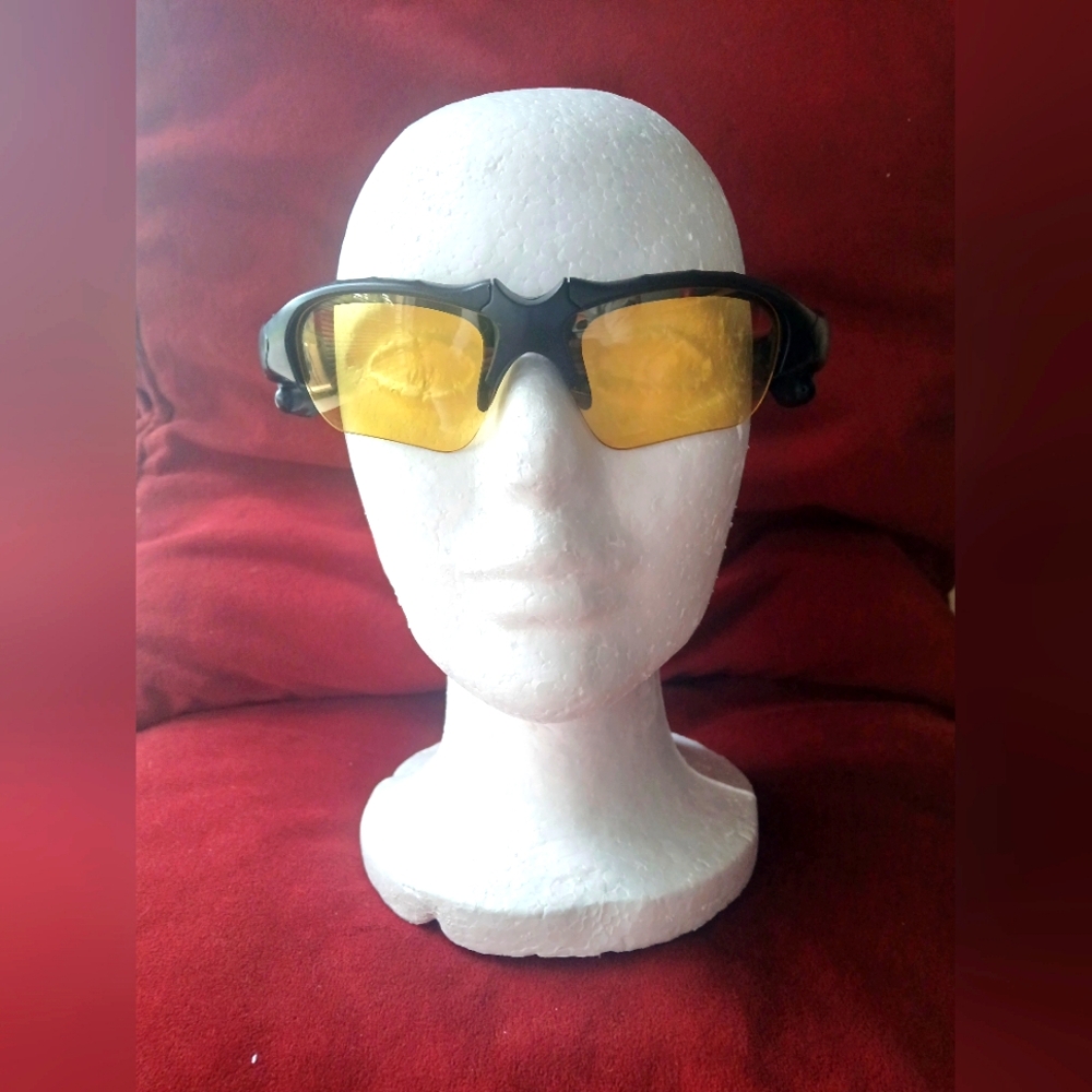 COPY - *BRAND NEW BLUETOOTH SUNGLASSES